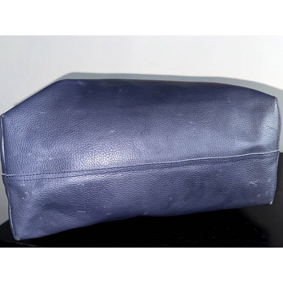 CUYANA Pebble Navy Leather Handbag TOTE Satchel Shoulder Strap - Picture 6 of 7